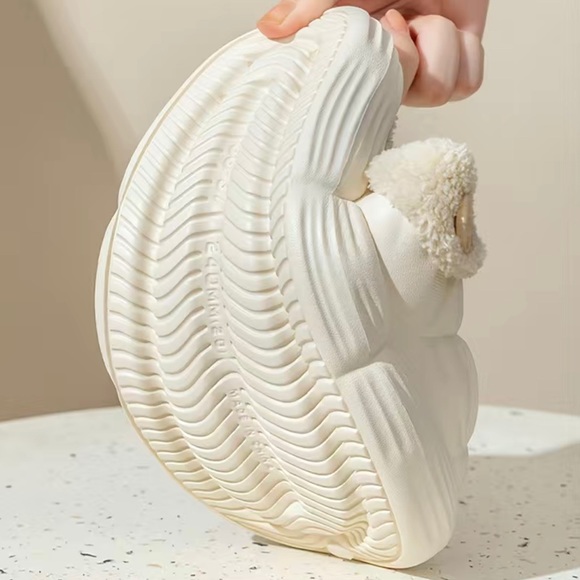 Women's Waterproof Indoor & Detachable Plush Lining House Slipper - Picture 4 of 6